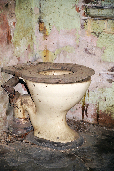 Old toilet in Dairy Precinct Parramatta Park